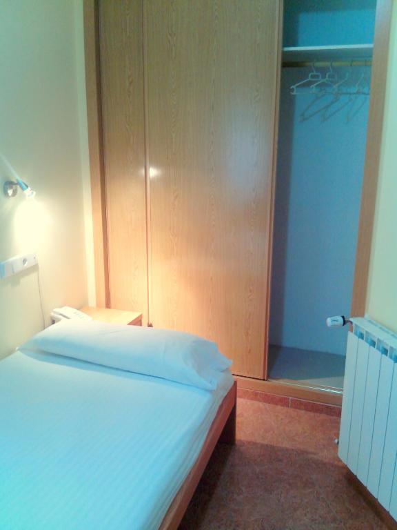 Hotel Rc Ramon Y Cajal Cuenca  Kamer foto