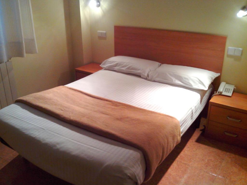 Hotel Rc Ramon Y Cajal Cuenca  Kamer foto